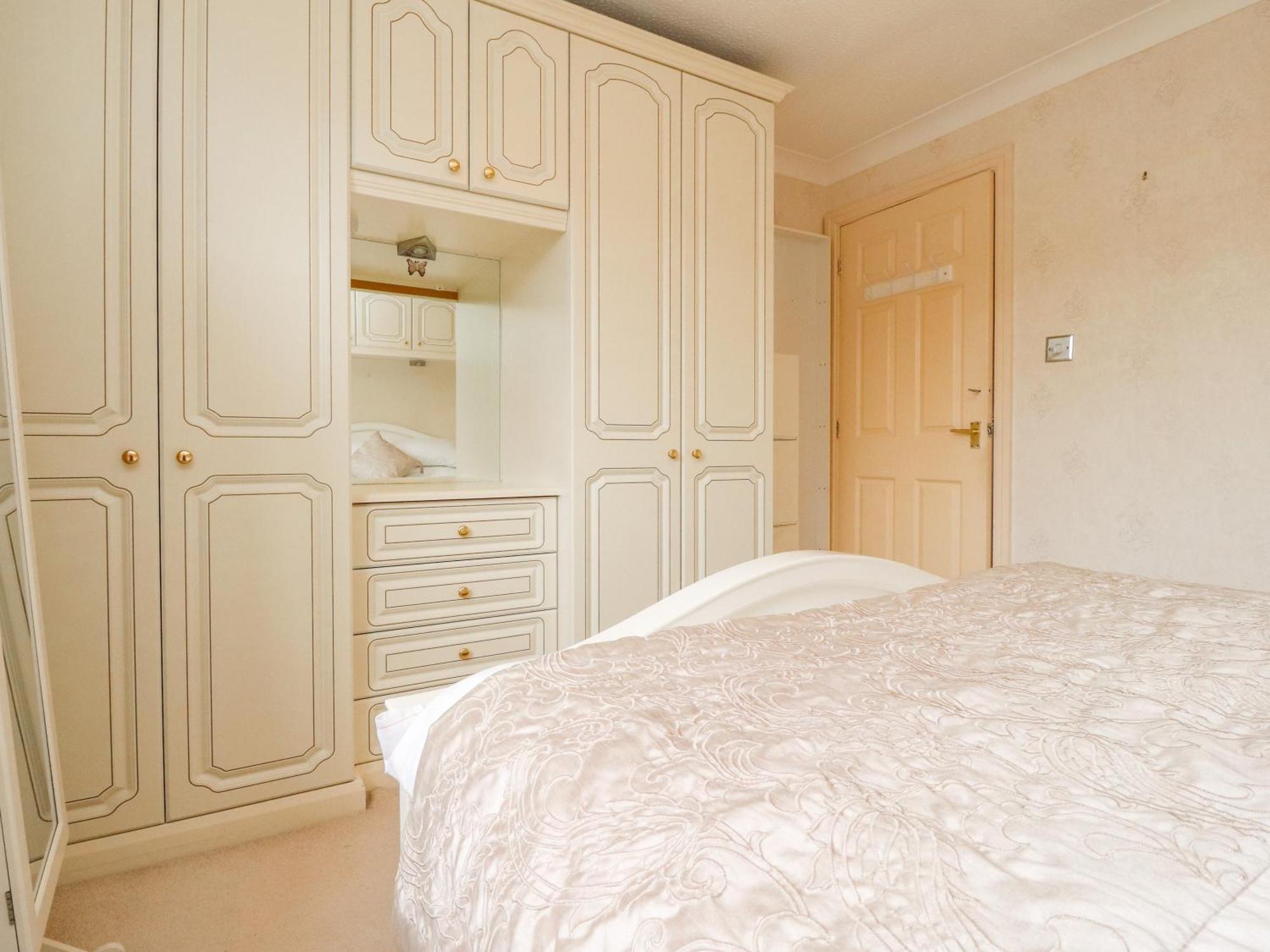 23 Wolsey Close Thornton  Екстер'єр фото